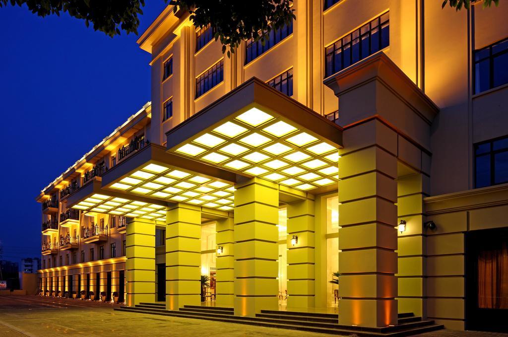 Alton Hotel Vuhu Kültér fotó